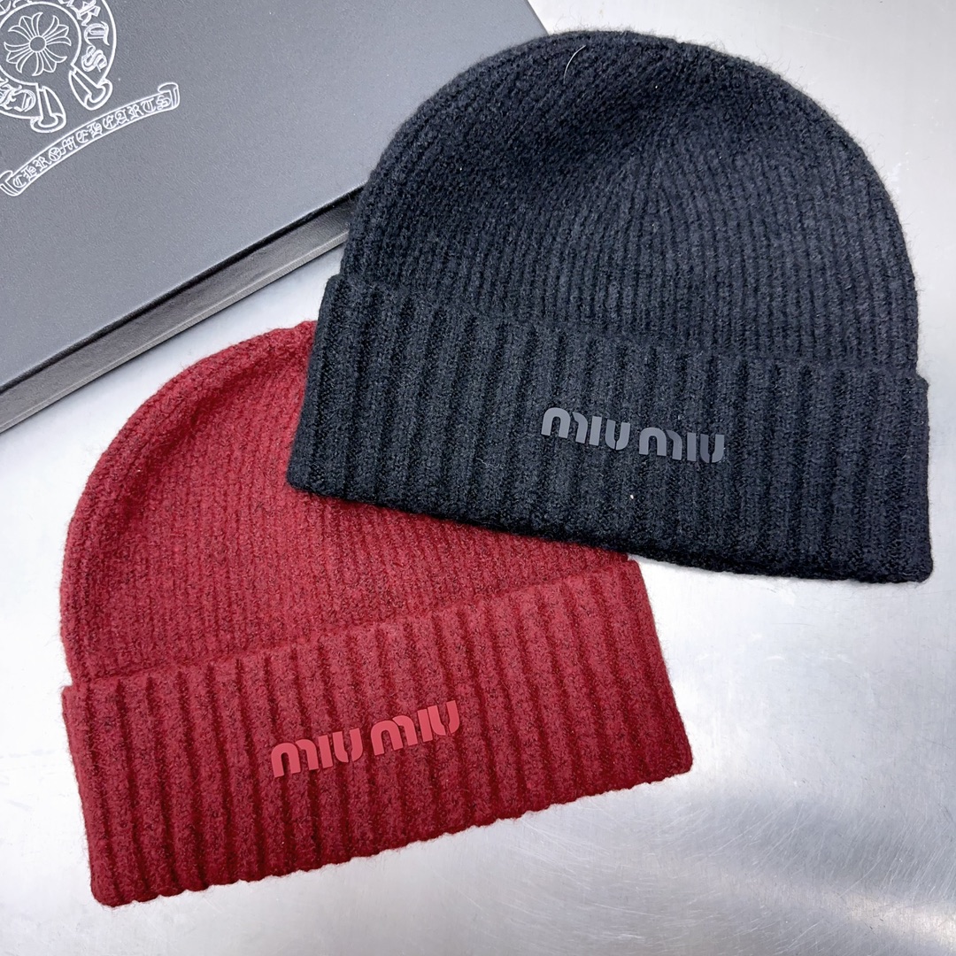 Miumiu hat dx (129)